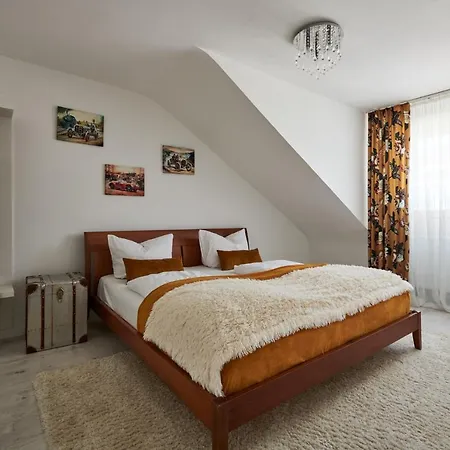 Voglergasse 5*